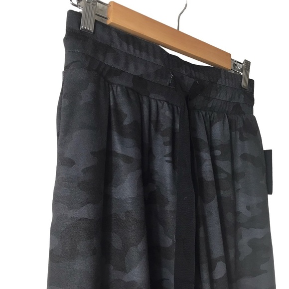 Onzie M/L Divine Sweet Jogger Pants Black Grey Camo Lounge Athleisure Comfy NEW - Picture 4 of 10